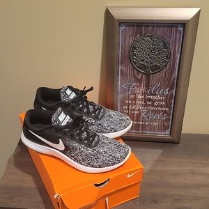 Nike Black and White Knit Sneakers